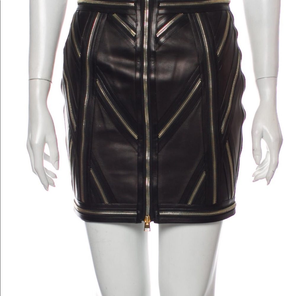 Tom Ford 2010s collection zipper leather mini skirt, size 38 (XS), like new